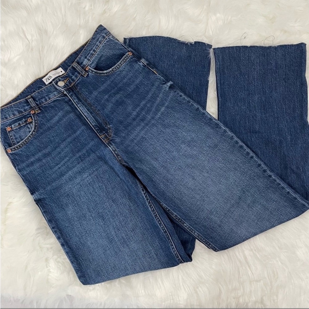 Zara Wide Leg Jeans Dark wash Raw Hem Size 8